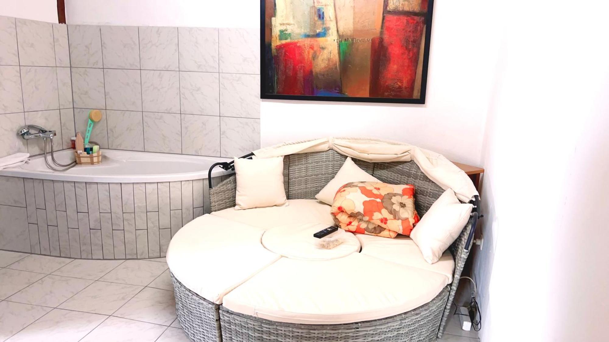 Vinaring Homestay Бад Собернхайм Екстериор снимка